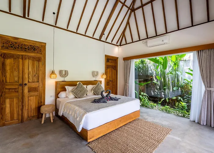 Jaya - Comfortable 3bdrs Villa-central Bingin Villa *